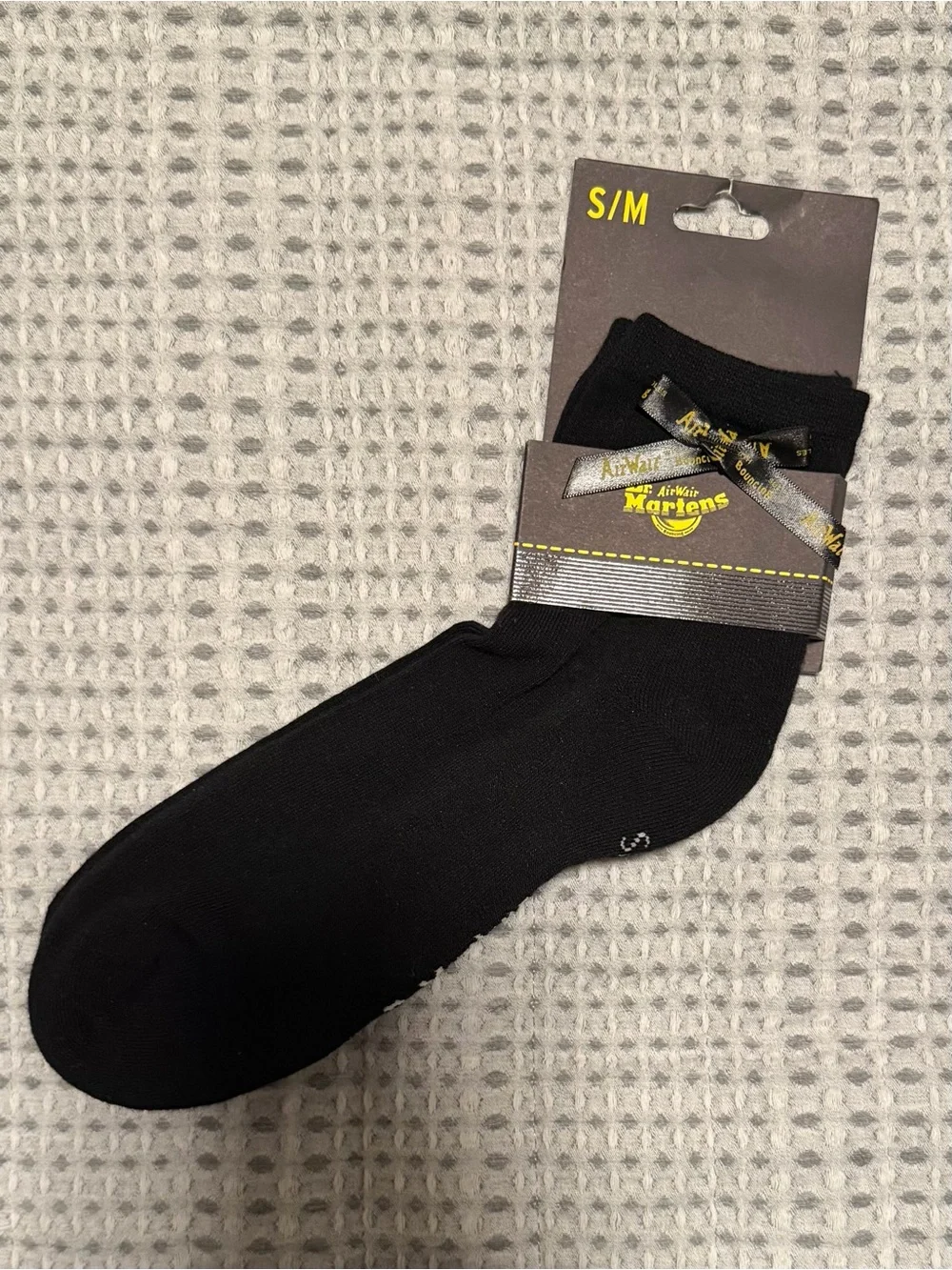 NEW Dr. Martens Black Bow Socks, Sz. Small/Medium… Cute!!!